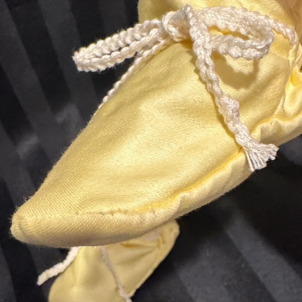 Baby BOOTEE by PATEE from the 1960’s- Yellow